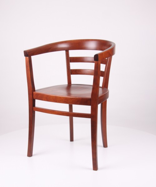Holzstuhl mit Armlehne � Modell n031