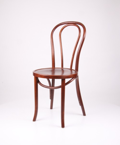Dunkler Holzstuhl ohne Armlehne � Modell n083