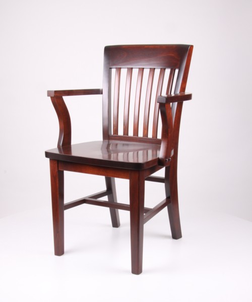 Holzstuhl mit Armlehne � Modell n096